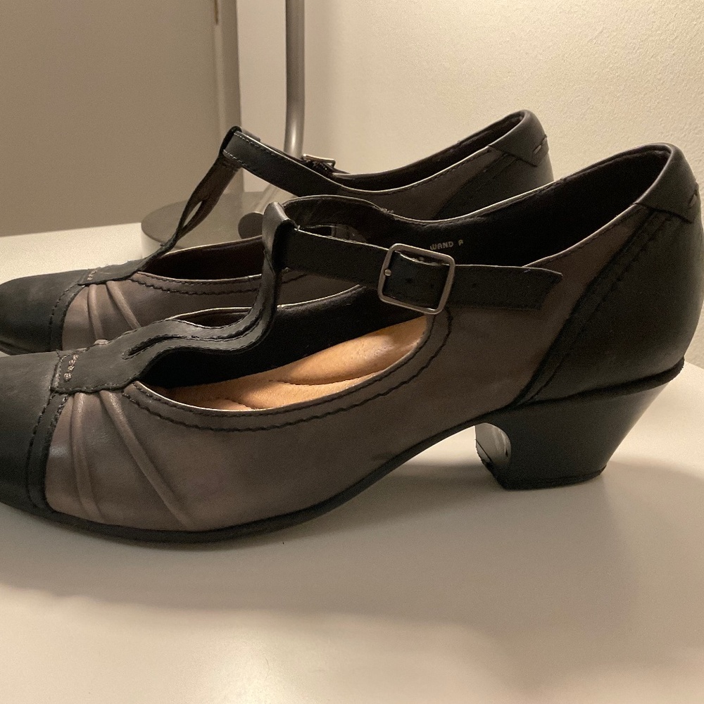 Earth Shoes Mary Jane T-Strap Retro Pump Heel 12M